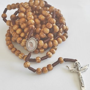 Rosario da 15 Decine Misteri Sacri Perle in LEGNO D'ULIVO Spirito Santo + Immagine Sacra in Regalo