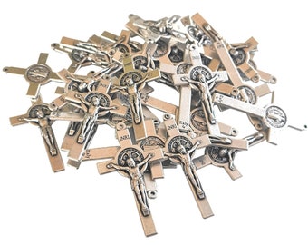 Crocifisso in legno di San Benoit con Cristo in argento 16 cm