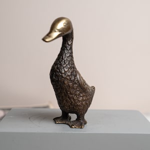 Estatua de pato de bronce de 4 pulgadas / 10 cm, escultura de pato, decoración del hogar, decoración de la habitación, regalo de cumpleaños, regalo para el padre, escultura de latón, decoración de cobre