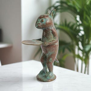 Unique Mouse Holding Plate Brass 5 Inch / 12cm, Mouse Sculpture, Mouse Brass, Mouse Figurine, Room Decor, House Decor, Birthday Gift