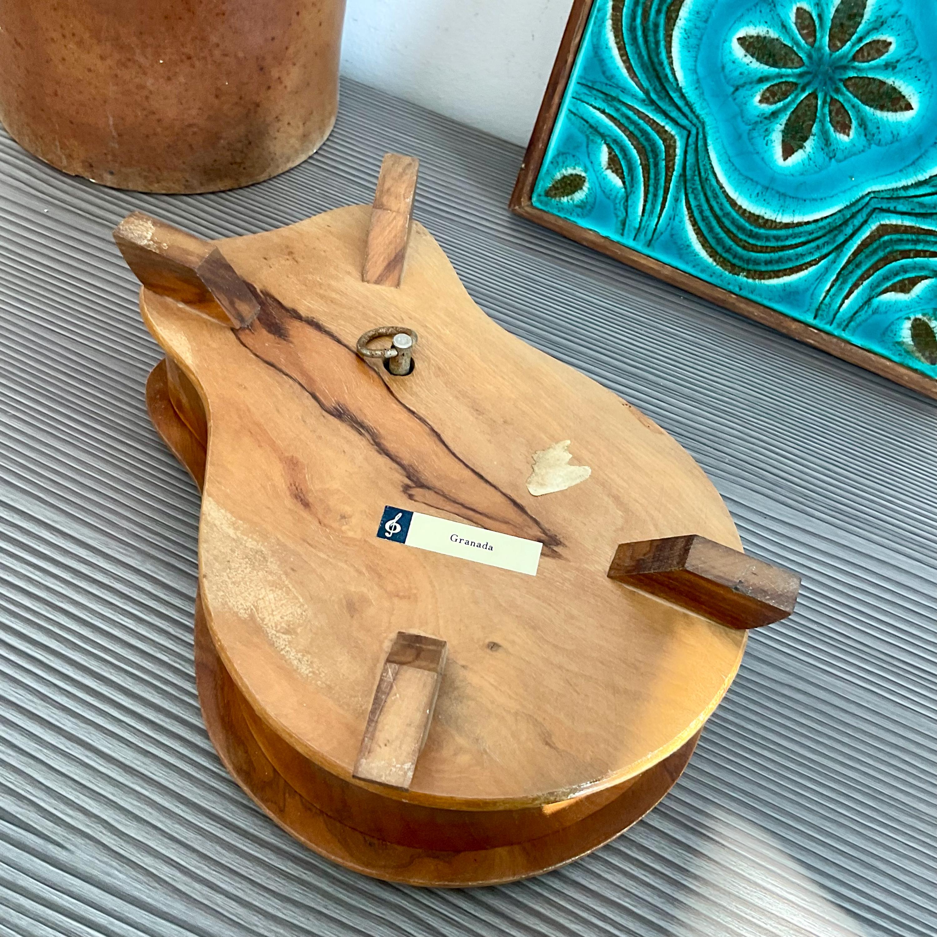 Boîte à musique de bijoux en bois vintage, boîte à bibelots | Kaufen