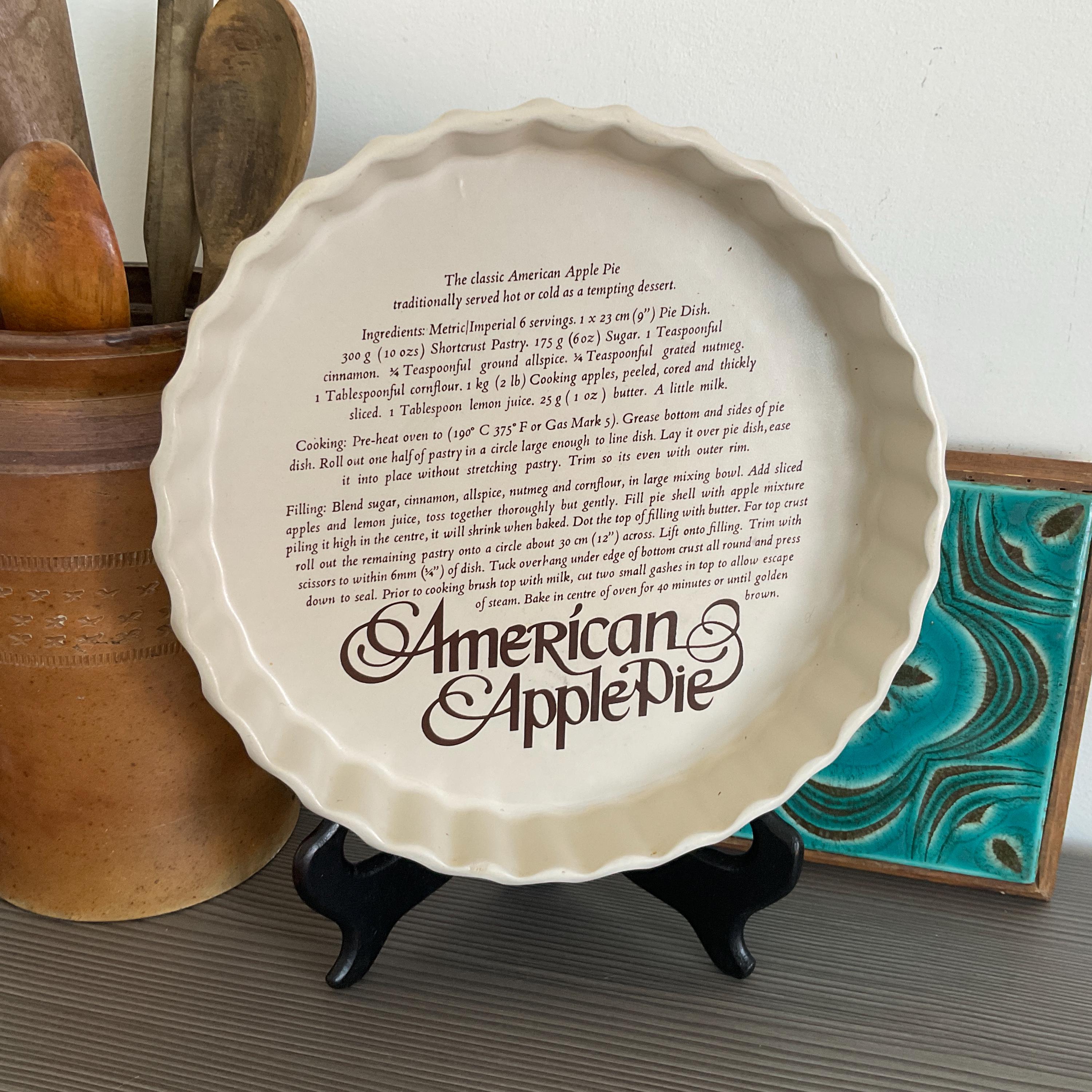 Vintage Apple Pie Flan Dish: Simpson Cookware, Fluted Ceramic