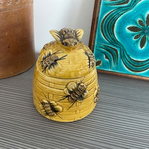 Wonderful Bee Hive-honingpot, keramische pot met deksel en honingraatdesign