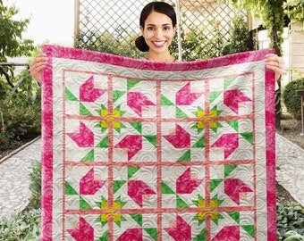 Tulips Star Quilt Wall Quilt PDF Pattern With Video Tutorial || 40x40 Inches