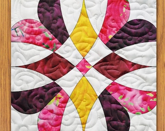 Sprouting Blossoms Quilt Block PDF Pattern With Video Tutorial || 6, 8, 10, 12, and 14 Inch Size Versions Included