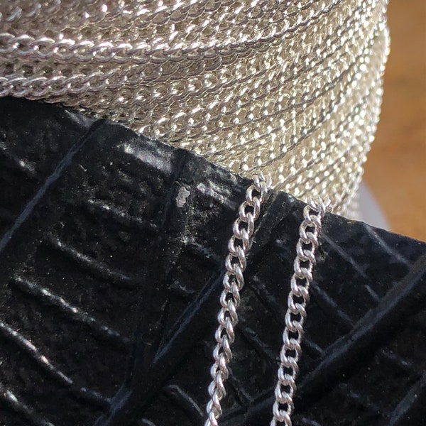 Bulk sold by the meter Silver Tone twisted Curb Chains,Beautiful fine chain, Silver Color Plated, 2x1.5x1mm