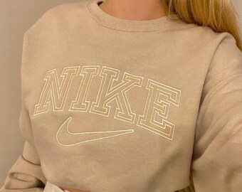 nike beige crew neck
