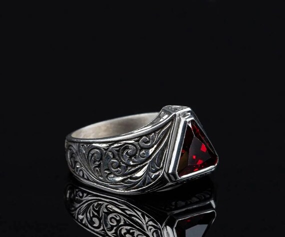 Minimalist Triangle Engraved Red Zircon Silver Rings for Men, Red