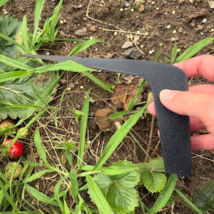 Handheld Garden Soil Poke - Seed Planting and Small Pot Aerating Tool