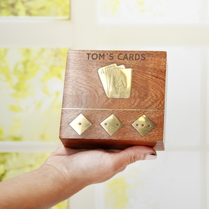Personalisierte Luxus Spielkarte Box | Herren Geschenk, Holzkartenset, Reisespiel, Spiele für Ihn, Hand personalisiert, poliertes Holz
