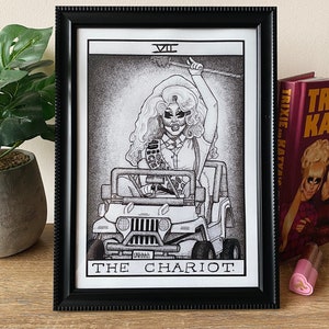 Lámina del Tarot de Trixie Mattel