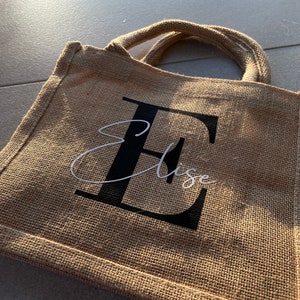 Tasche aus Jute mit Initialen Geschenk zum Muttertag oder Geburtstag Brautparty Hochzeit Abschiedsgeschenk Lehrer, Erzieher, Hebamme Bild 6