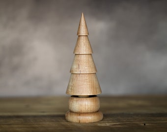 Maple Christmas Tree - 8"