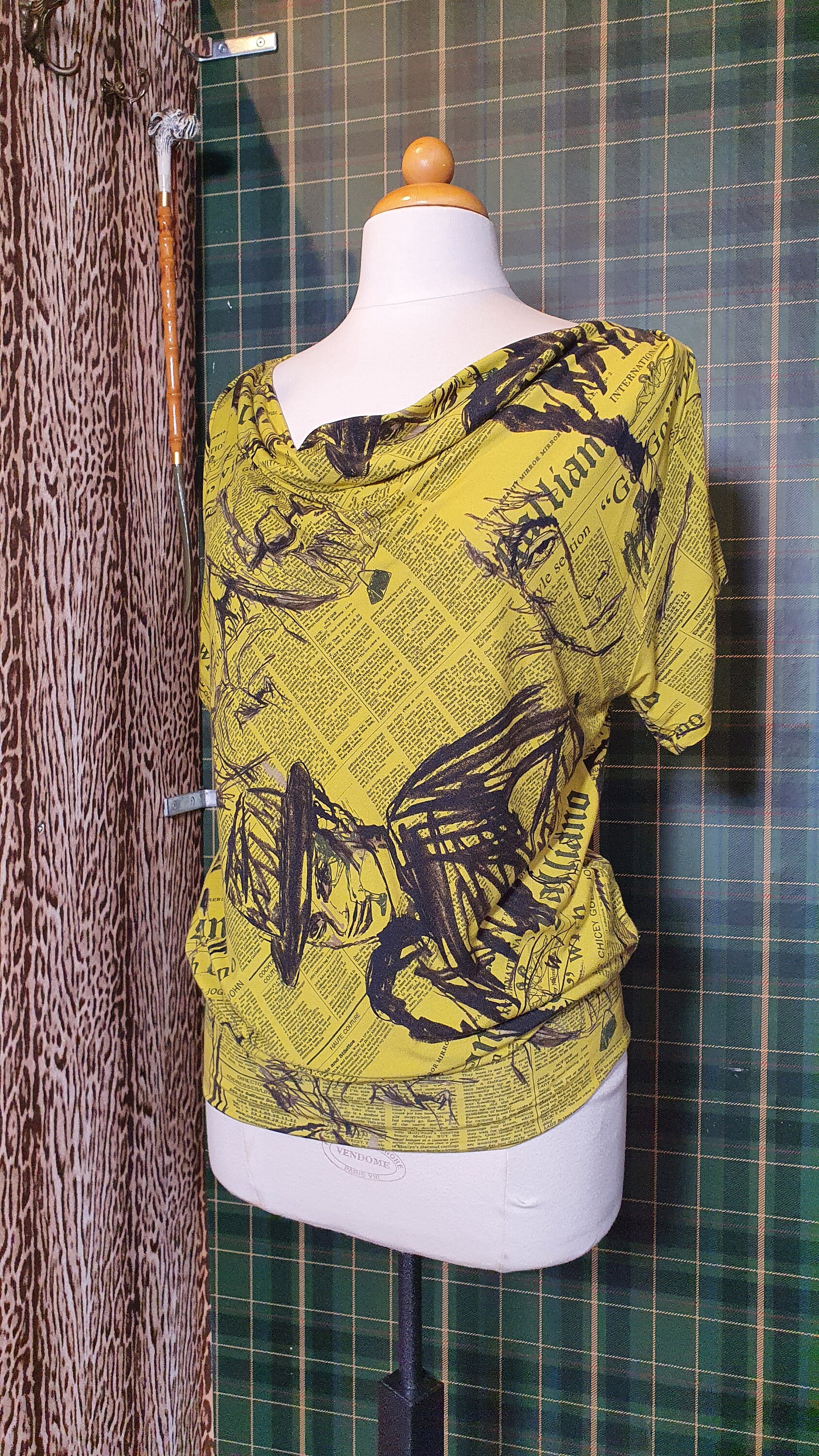 k*7様 大特価2点SET John Galliano ジャケット・Tシャツセッ JOHN GALLIANO Shirt Gazette Print Newspaper Women's Large