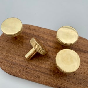 Brass knurling Round knobs| Knurled Knob | Modern Cabinet handles| Drawer Knobs| Dresser handles| Furniture Hardware | Brass Handle