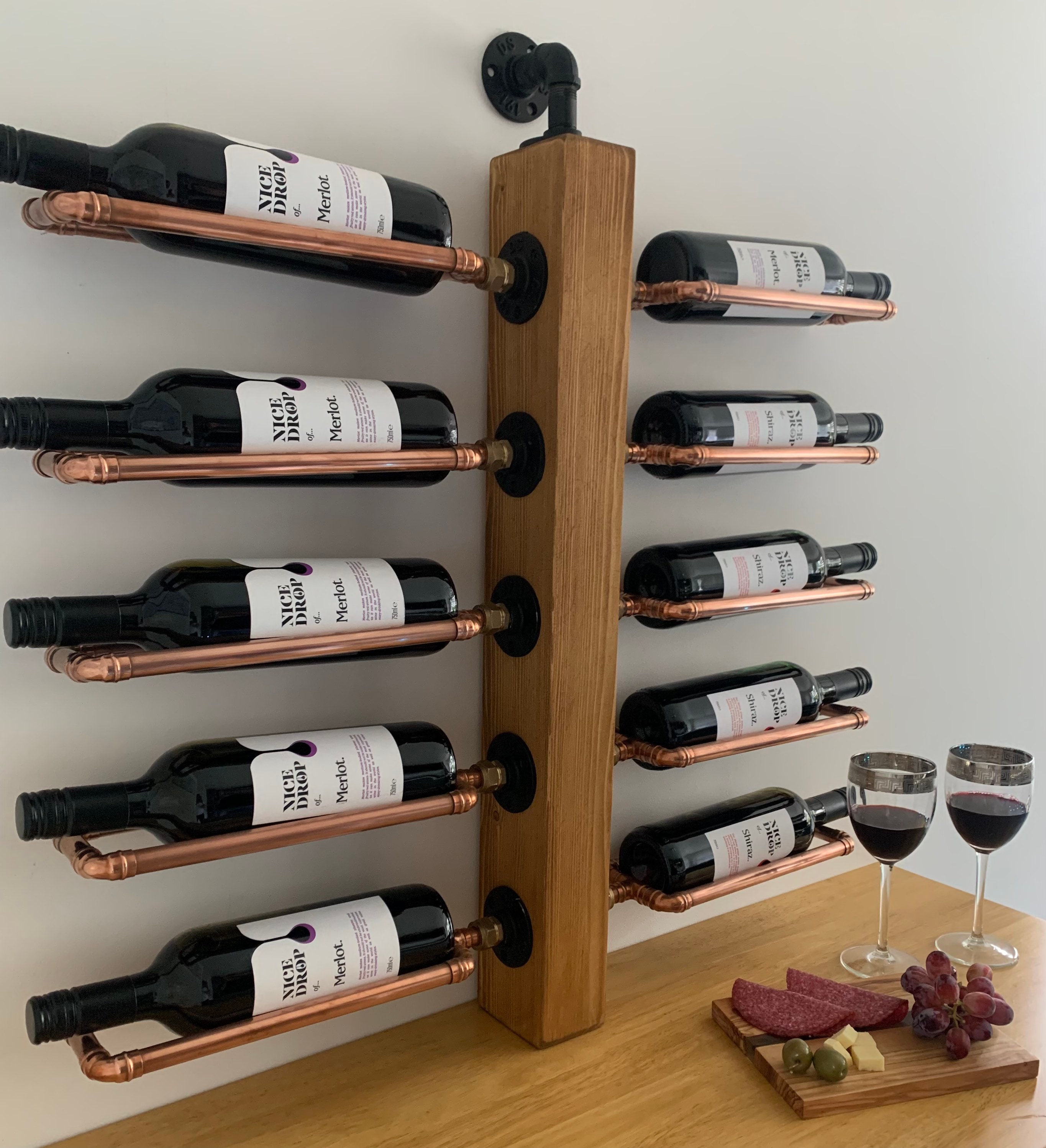 Estante de vino de madera de PU, 11x botellero de botellas, imitación de  madera rústica, estante de vino alto -  España