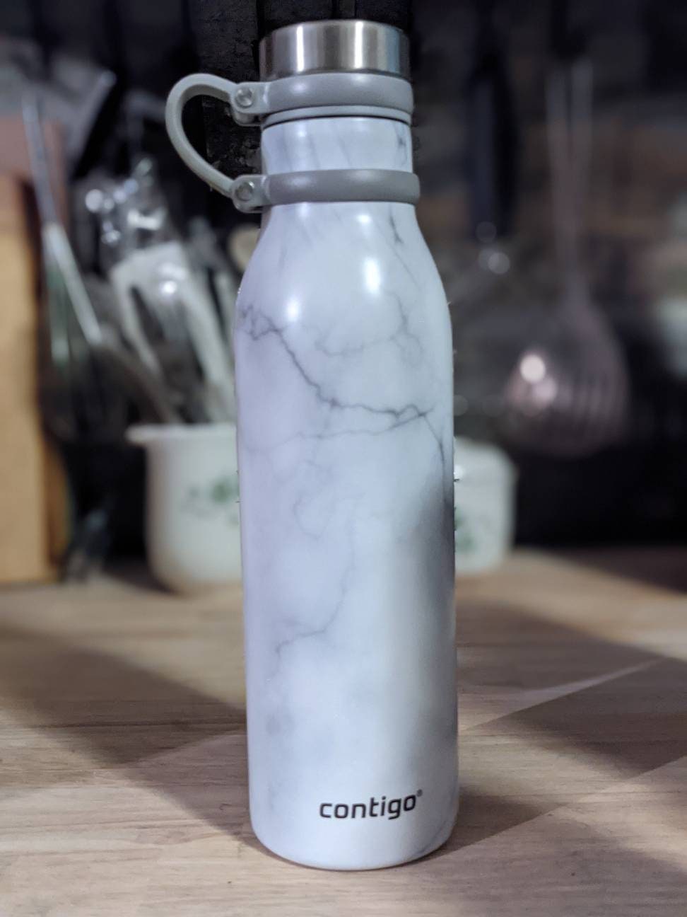 Contigo 20 oz. Matterhorn Couture Insulated Water Bottle - Merlot Airbrush