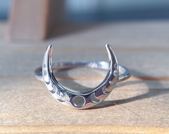 Phases of the Moon Ring - Silver Moon Ring - Crescent Moon Ring - Pretty Moon Ring - Celestial Jewelry
