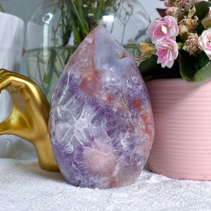 Vibrant Pink Amethyst Flame - Crystal Flames - Vibrant Amethyst Flame - Pink Amethyst Druzy Flame -  Crystal Flame - Carved Crystal - R68