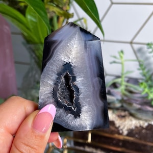 Black Agate Flat Towers - YOU PICK - Druzy Agate - Crystal Towers - Black Agate - Carved Crystals -Black Crystals -Druzy Crystal Q12 Q13 Q14