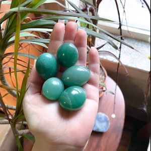Green Aventurine Tumbles - ABUNDANCE - LUCK - Green Aventurine Spheres - AAA Grade - Healing Crystals - Crystal Love - Pocket Crystals -