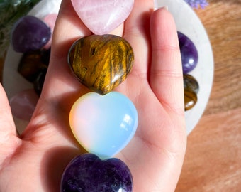 Corazón de Cristal – Piedra de Bolsillo Curativa, Cuarzo Rosa, Amatista, Ojo de Tigre, Opalita -