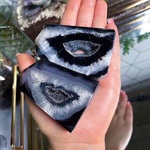Black Agate Flat Towers -YOU PICK - Druzy Agate -Crystal Towers -Black Agate -Carved Crystals -Black Crystals -Druzy Crystal Q15 Q16 Q17 Q18