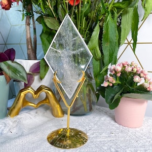 Clear Quartz Diamond with Stand - Crystals with Stands Diamond Shaped Crystals - Clear Quartz - BEAUTIFUL T5