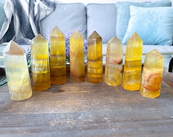 Torre de fluorita amarilla – Obelisco de cristal curativo con carga de Reiki