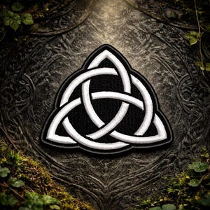 Triquetra Trinity Knot Celtic iron-on embroidered applique for Clothing Jacket, Christian Signs & Symbols, sew on embroidery, Biker Badge