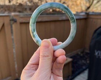 BW032-L Certified Untreated Grade A Jade Bracelet｜Burmese Jadeite Bangle 缅甸翡翠A货手镯｜Round 57mm White and Green Floral Pattern 飘花｜Clearance!