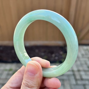 24080L Certified Untreated Grade A Jade Bracelet - Round 51.7mm (缅甸翡翠A货手镯Burmese Jadeite Bangle, Green 满圈甜果绿)