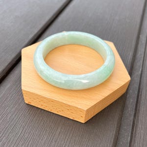 25001-L Certified Untreated Grade A Jade Bracelet - Round 53.3mm (缅甸翡翠A货手镯Burmese Jadeite Bangle, Green 甜果绿)