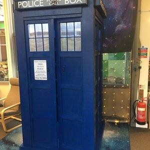 Full Size Tardis image 4