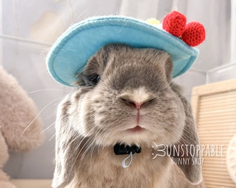 Cappello blu con fiore all'uncinetto per Coniglietti / Animali di piccola taglia