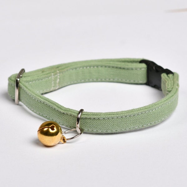 Groen, kattenhalsband met bel, katten- en kittenmaten, afgescheiden kattenhalsband, coole kattenhalsband, stevige kattenhalsband, katoen, lichtgroene kattenhalsband