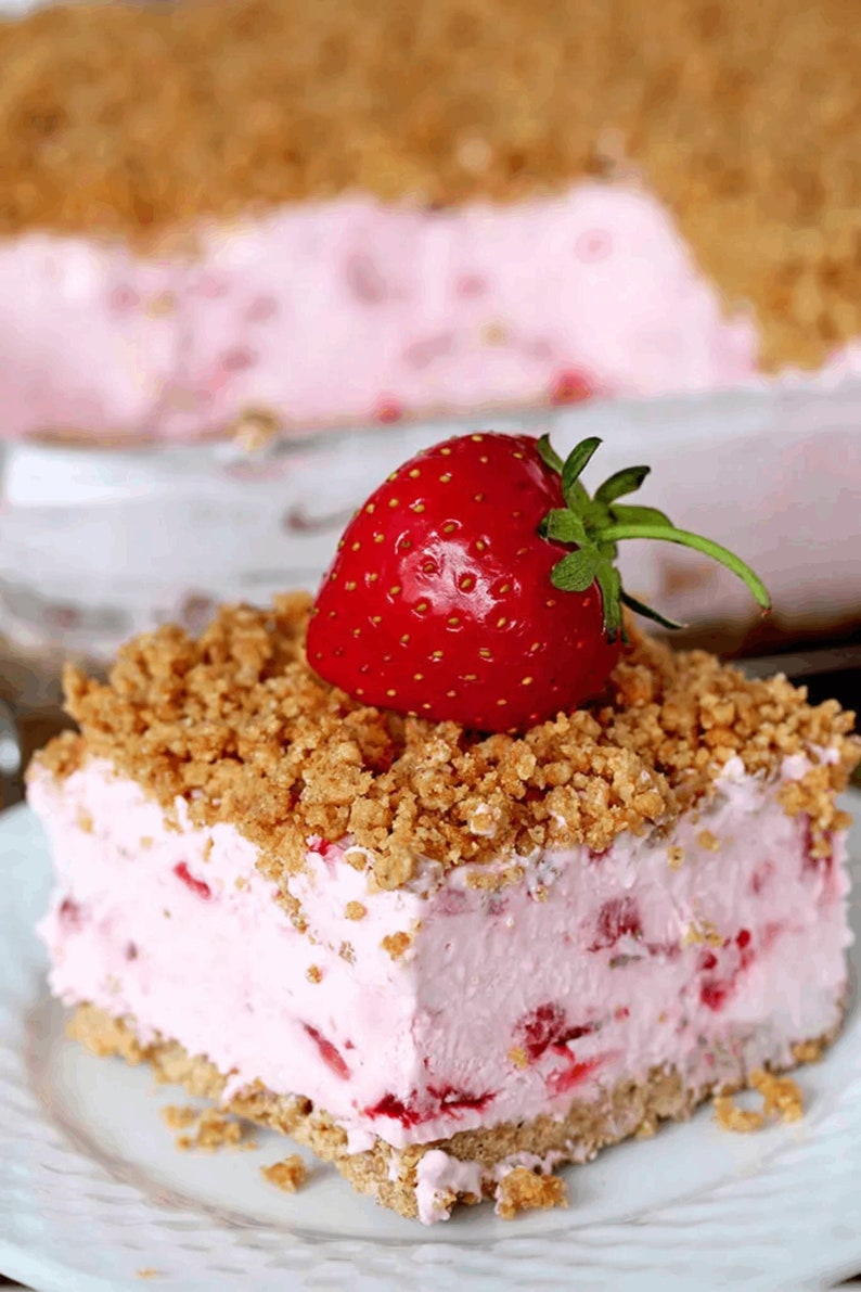 BEST RECIPES For Easy Frozen Strawberry Dessert Download. image 1