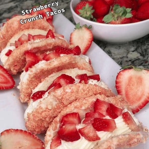 BEST RECIPE For Strawberry Crunch Cheesecake Tacos Download.
