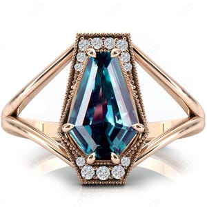 Unique Alexandrite Engagement Ring For Women Coffin Shaped Alexandrite Art Deco Wedding Ring 925 Silver Alexandrite Antique Anniversary Ring