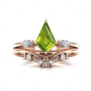14k Gold Peridot Wedding Ring Set Art Deco Peridot Bridal Ring Set Antique Kite Shaped Peridot Engagement Ring Set Green Gemstone Rings