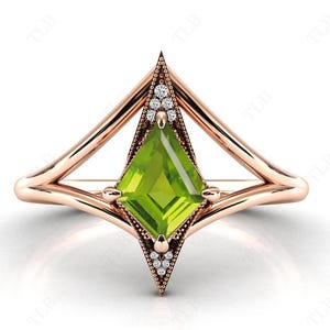 Unique Peridot Wedding Ring For Women Art Deco Engagement Ring Kite Shaped Peridot Bridal Ring 14k Gold Peridot Bridal Anniversary Ring