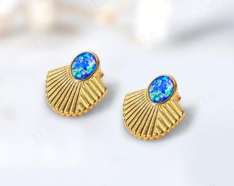 Brincos de pino de pedra preciosa de opala azul cabochão para mulheres Brincos banhados a ouro amarelo Brincos de pino de estilo asa de opala azul exclusivos Presente de aniversário