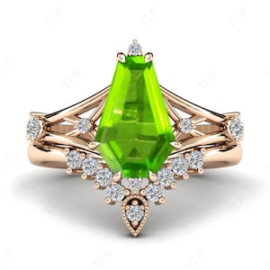 Vintage Coffin Shaped Peridot Engagement Ring Set Antique Bridal Promise Ring Set 925 Silver Peridot Art Deco 2Pce Anniversary Ring Set