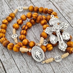 Miraculous Medal Rosary Pardon cross crucified St Benedict medals