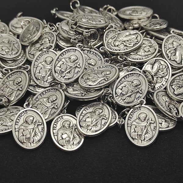 Médailles de saint François en boîte de 15, 25, 50, 100 pcs Médailles sacrées