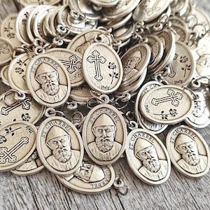 ST CHARBEL medals Sharbel Maklouf - Saint