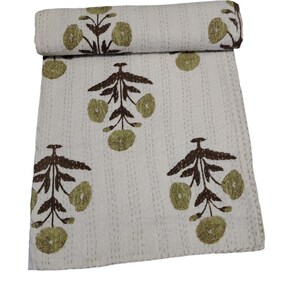 Kantha Quilt Floral Print Throw Kantha Bedspread Indian Kantha Handmade Cotton Reversible Bed Cover Quilt Kantha