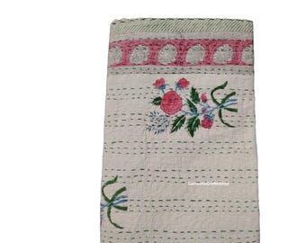 Handmade Floral Printed Quilted Throw Reversible Soft Cotton bedding Bedspread Quilt Kantha