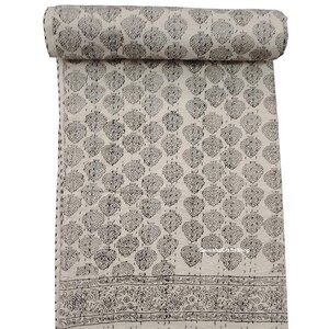 Indische Kantha Baumwolle Königin werfen Kantha Tagesdecke Hippie Block Print handgefertigte gesteppte Kantha Bettwäsche Quilt