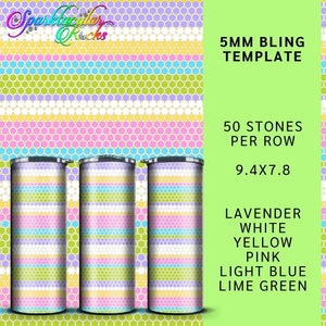 Könnte beinhalten: Drei Edelstahlbecher mit einem Muster aus 5 mm großen Blingsteinen in den Farben Lavendel, Weiß, Gelb, Rosa, Hellblau und Limettengrün. Die Becher sind 9,4 Zoll hoch und 7,8 Zoll breit. 50 Steine pro Reihe. 5MM BLING TEMPLATE.